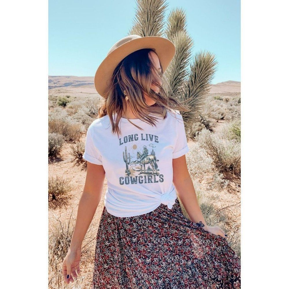 Long Live Cowgirls Graphic Tee Oversize Graphic Relaxed Shirt Boho Western White